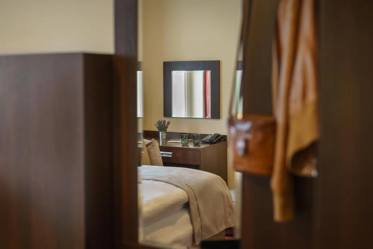 Hotel Graf Moltke Amburgo